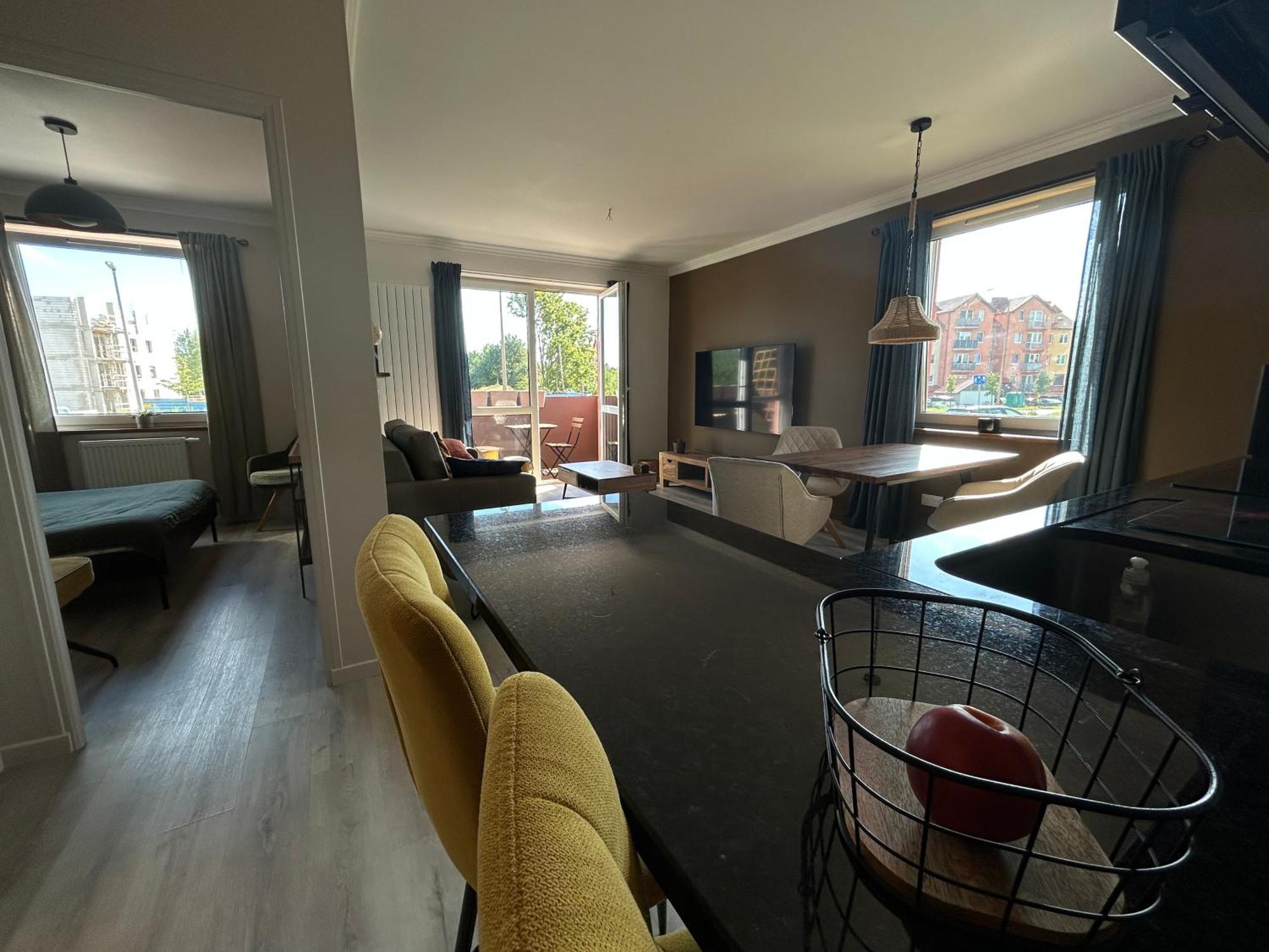 Przytulny Apartament Lubiń Exteriér fotografie